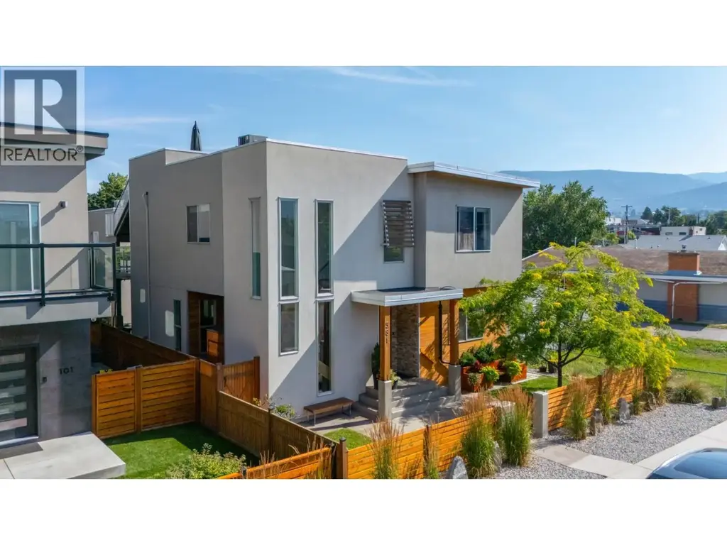 581 Churchill Avenue, Penticton